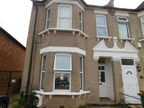 Spencer Inn Apartments London Borough of London Borough of Harrow Exterior foto
